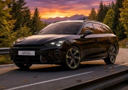 CUPRA Leon Sportstourer Tribe Edition – cerchi 19 Sulfur e Side Skirts Penumbra Black – Scarabel Padova