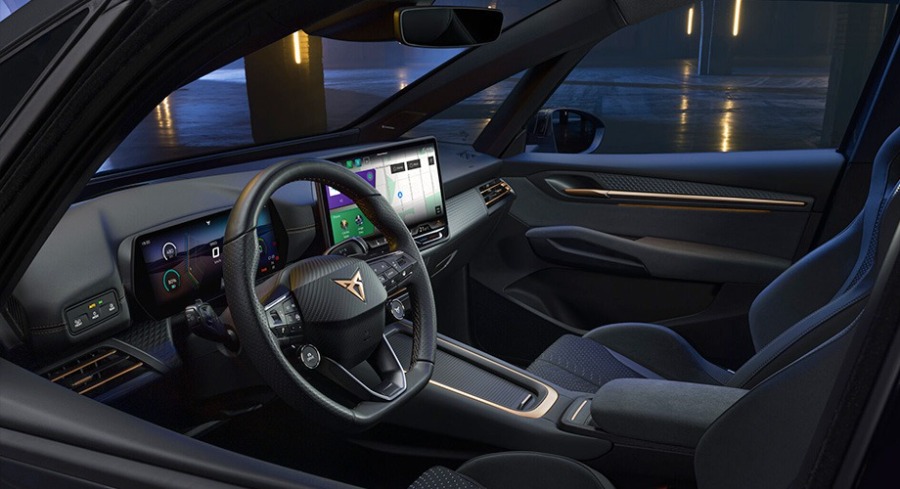 CUPRA Raval dettaglio maniglia a scomparsa flush illuminata