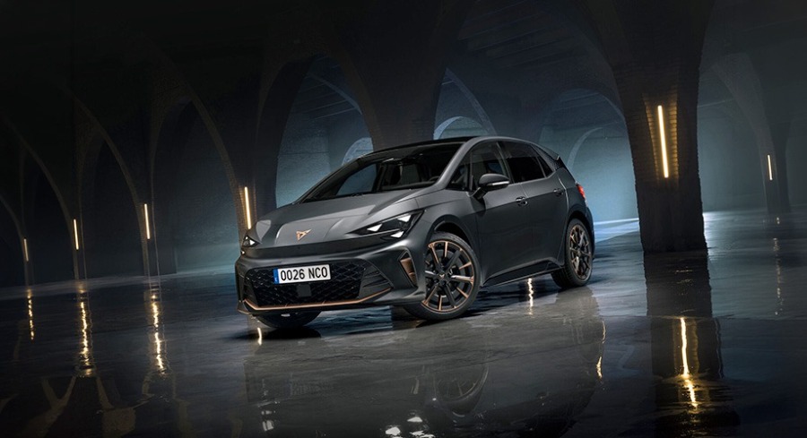 CUPRA Raval VZ Extreme Manganese Matt posteriore tre quarti Scarabel