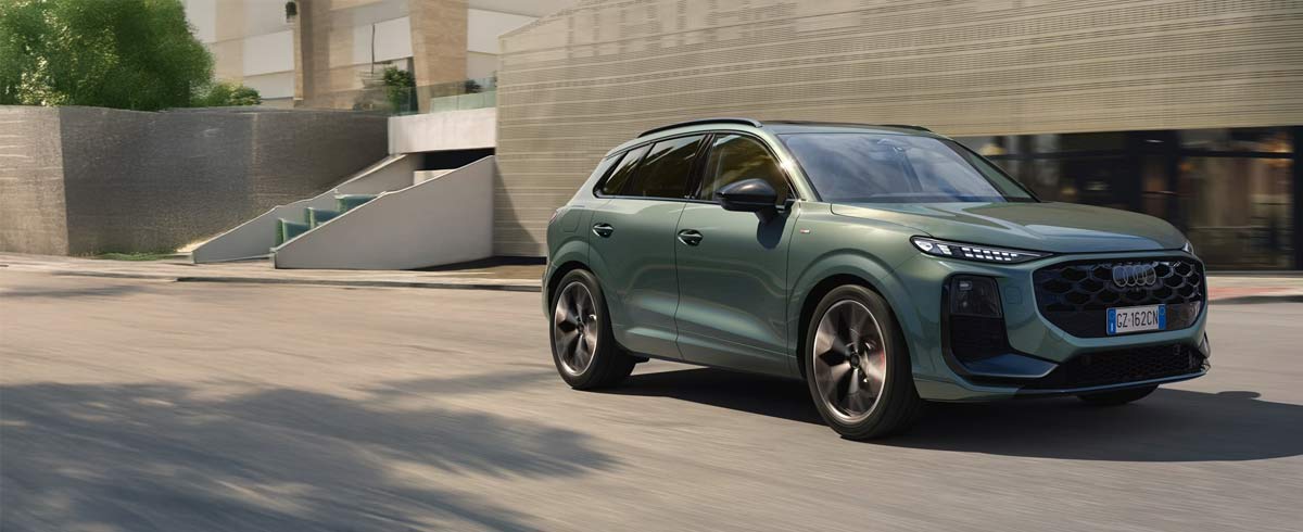 Nuova Audi Q3, provala su strada.