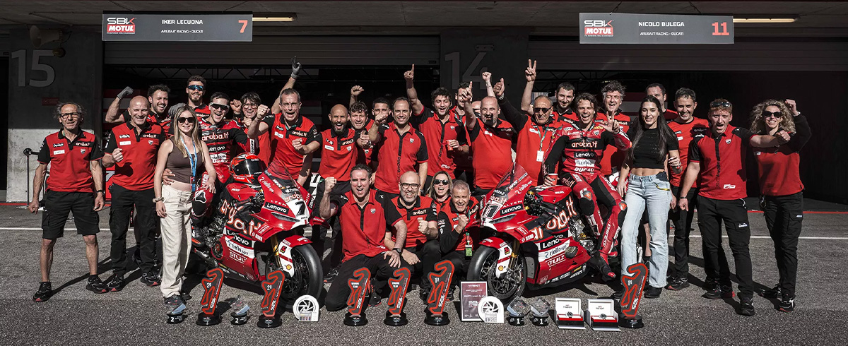 Storica tripletta di Nicolò Bulega, Iker Lecuona sempre secondo: Aruba.it Racing – Ducati domina il weekend SBK